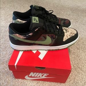 Nike Dunk multi camo.